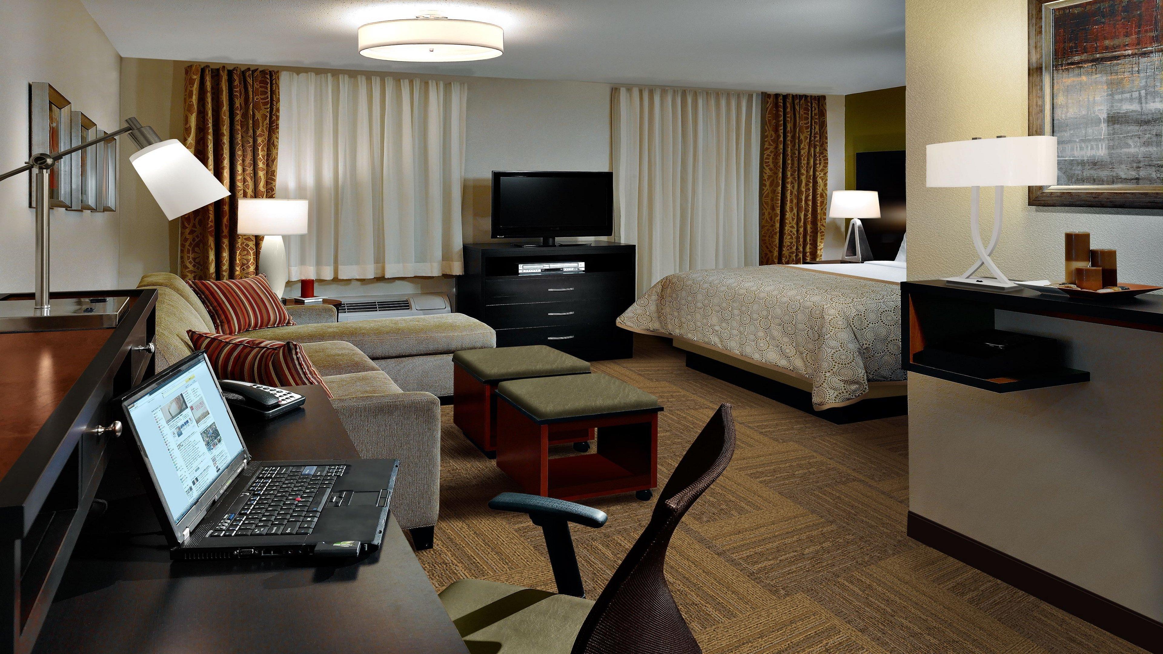 Staybridge Suites - Holland By Ihg Bagian luar foto