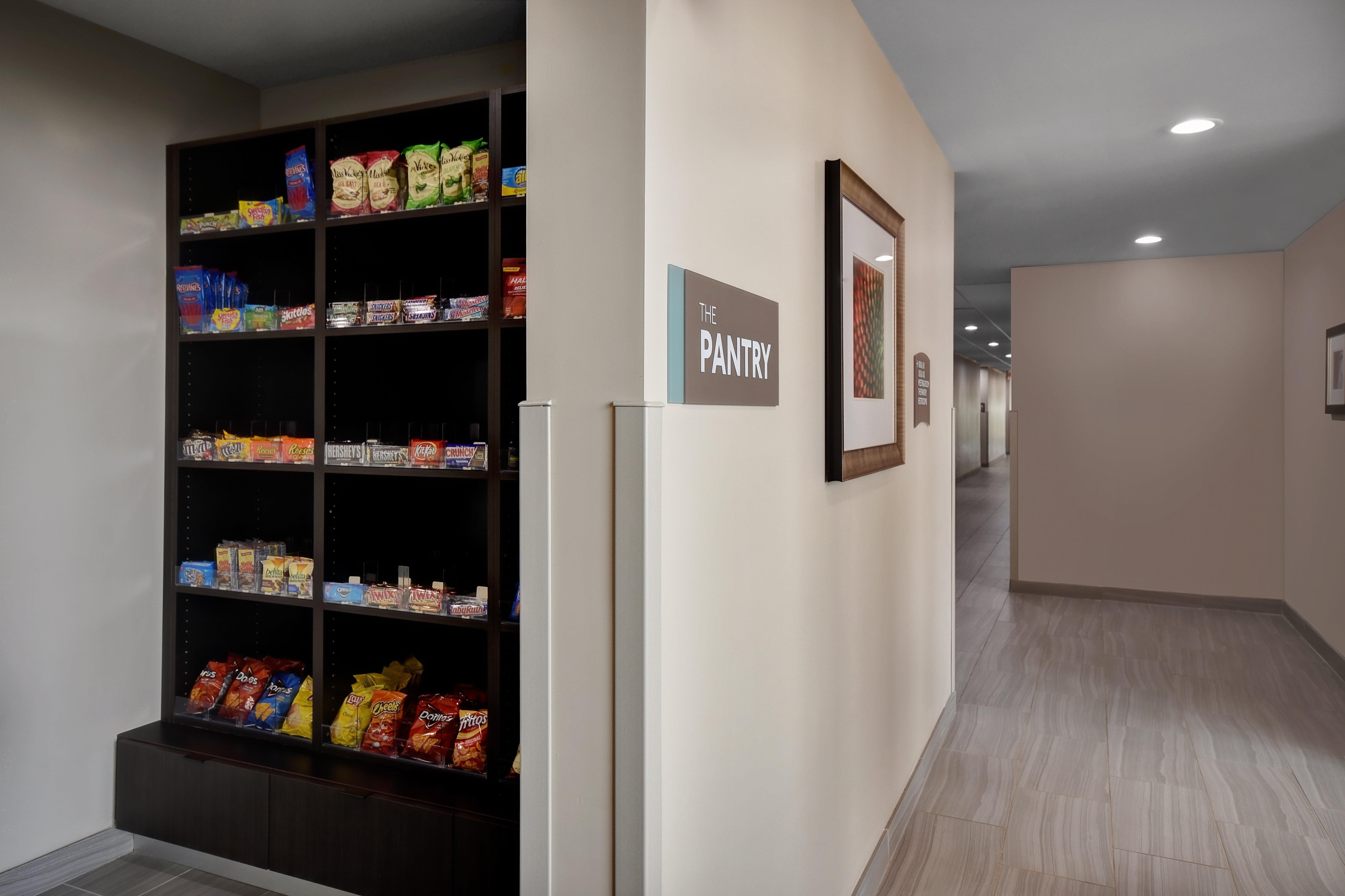 Staybridge Suites - Holland By Ihg Bagian luar foto