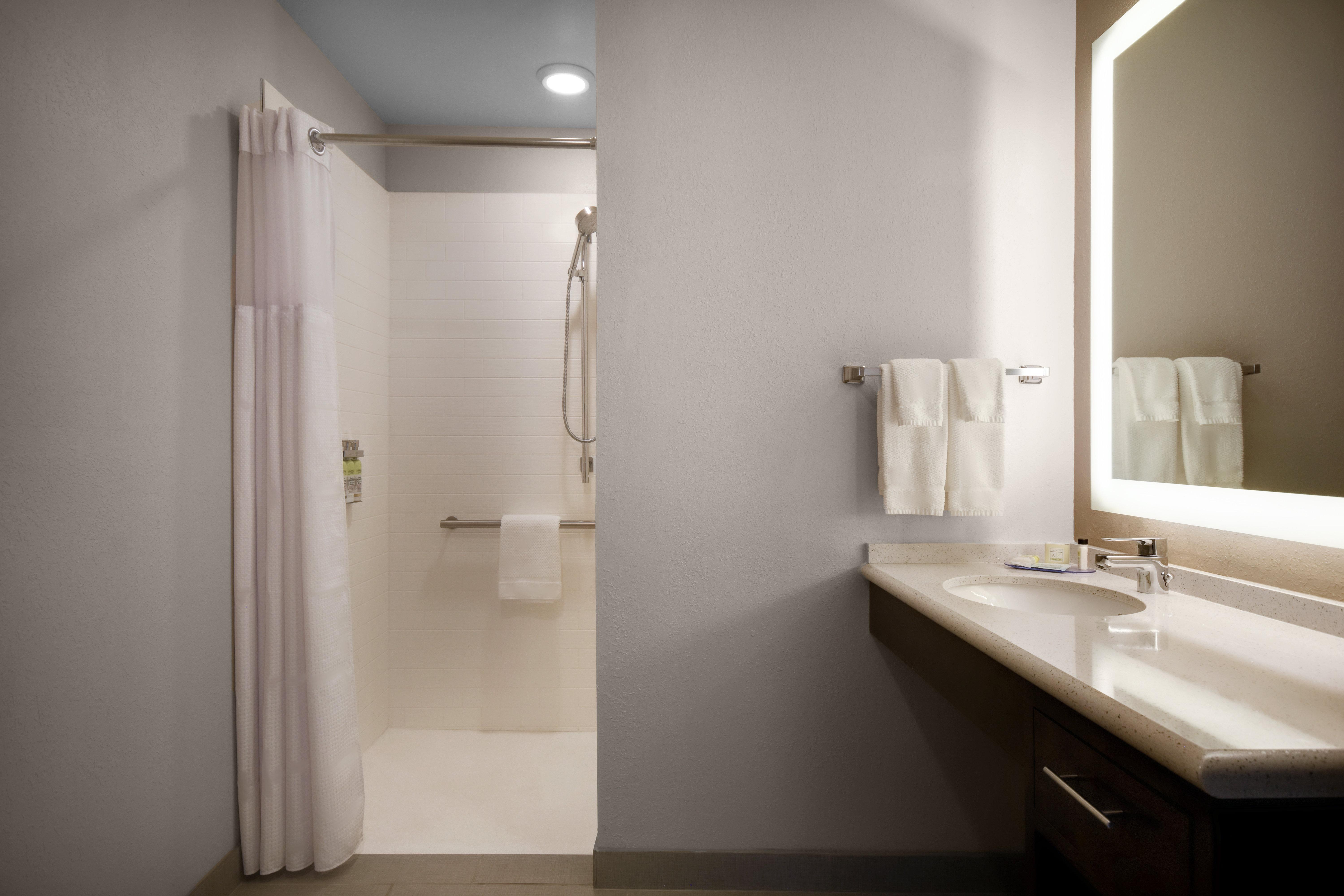 Staybridge Suites - Holland By Ihg Bagian luar foto